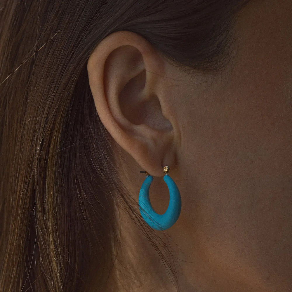 Donna - Plastic Hoop Earring Timi of Sweden