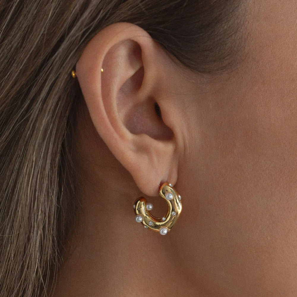 Solange - Hoop Earrings