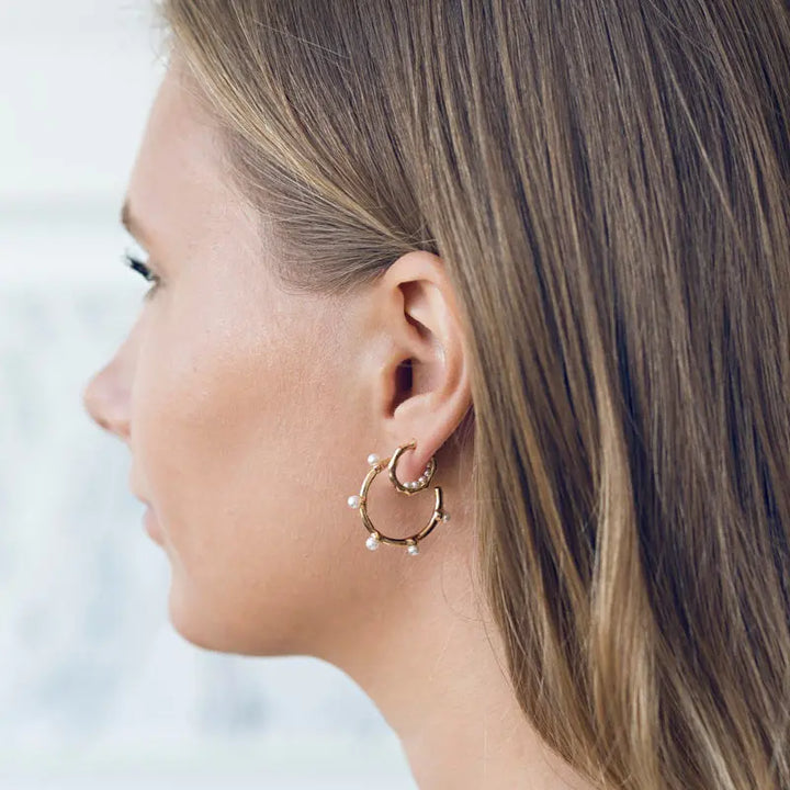 Big hoops with pearl studs Timi of Sweden