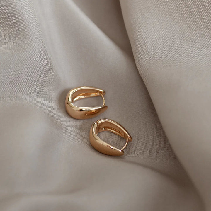 Classic Wide Hoop Earring - Gold Timi of Sweden