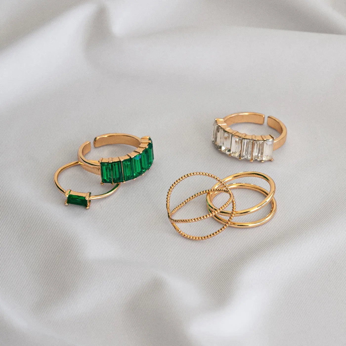 Ring With Rectangular Crystal - Green